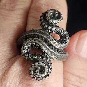 Octopus pewter ring signed England alchemy kraken sz 11